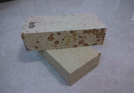 Silica bricks