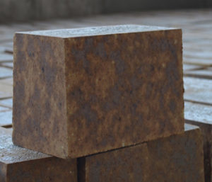 Silicon carbide mullite brick